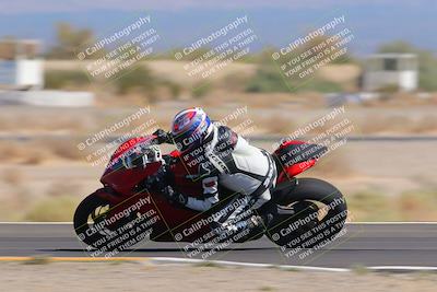 media/Oct-09-2022-SoCal Trackdays (Sun) [[95640aeeb6]]/Turn 15 Inside Distant Pans (1145am)/